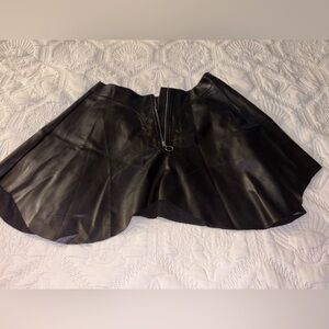 SHEIN Black Faux Leather Skater Skirt